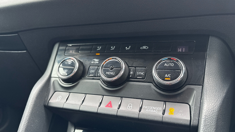 Skoda Karoq 1.0 TSI SE 5dr Petrol Estate